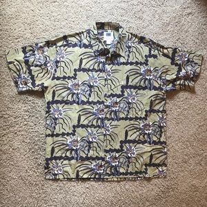 Men’s Hawaiian collared shirt